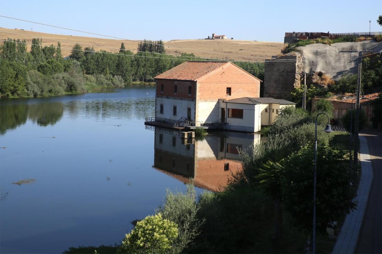 Alojamiento La Duquesita Appartement Alba De Tormes Buitenkant foto